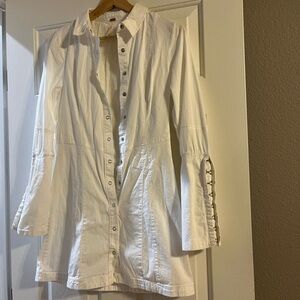 Free people white button down dress good for graduation and grad pics